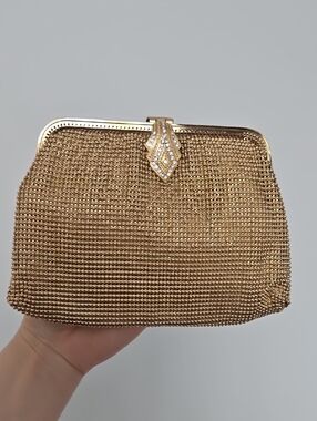 Vintage Whiting & Davis Gold Mesh Evening Clutch Handbag